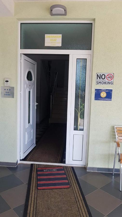 Guest House Vila Mimoza Ούλτσιν Εξωτερικό φωτογραφία