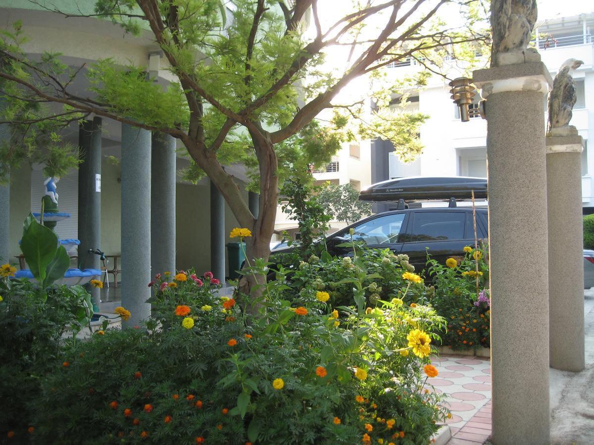 Guest House Vila Mimoza Ούλτσιν Εξωτερικό φωτογραφία